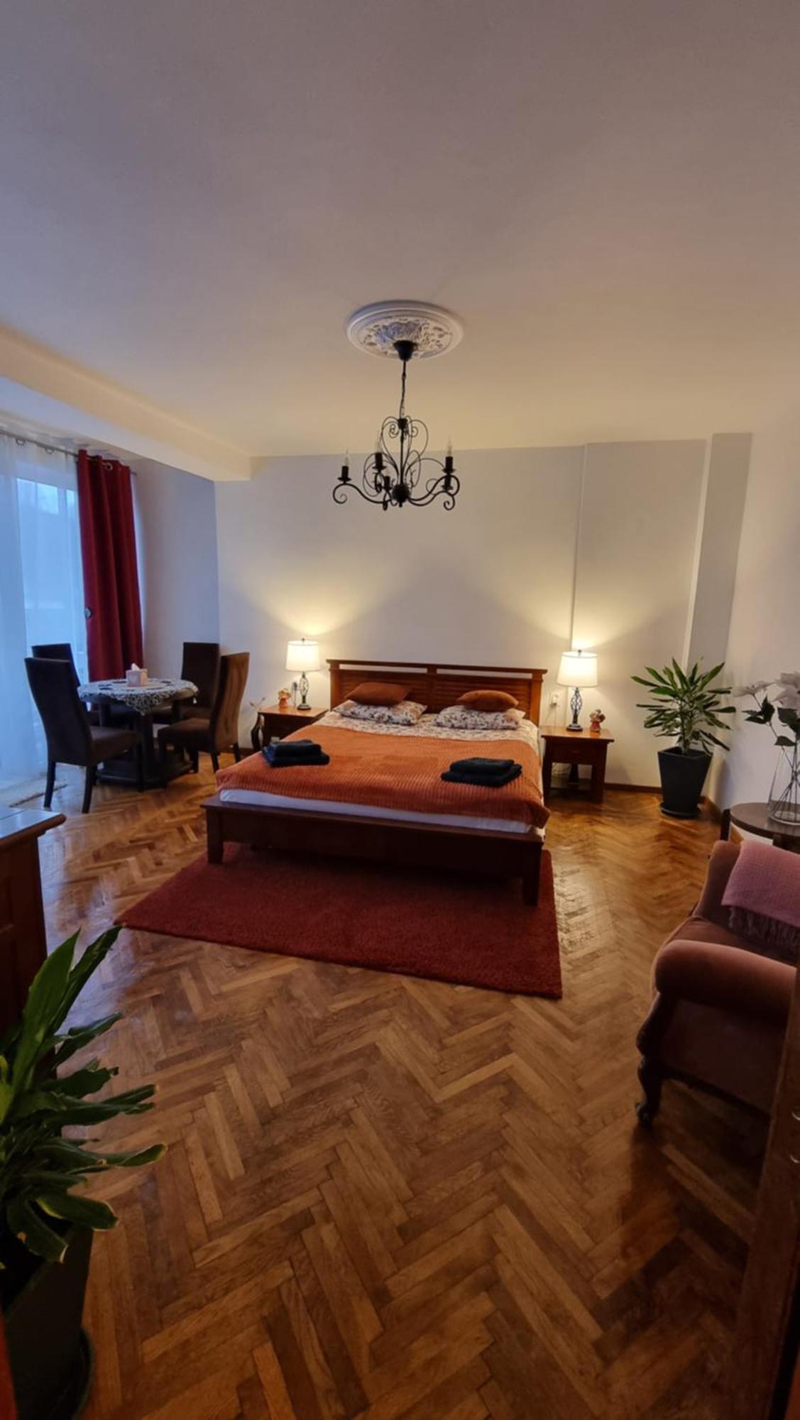 Toma Boutique Apartamento Braşov Exterior foto