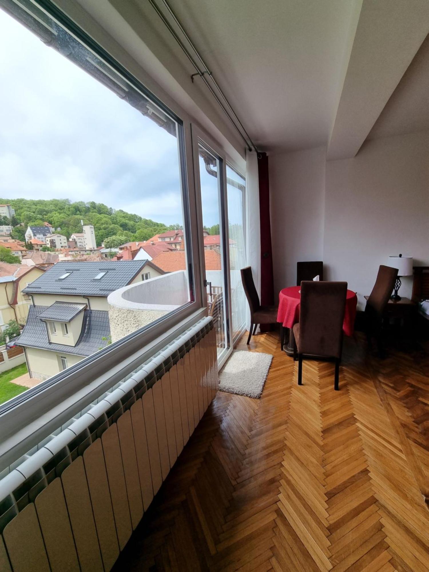 Toma Boutique Apartamento Braşov Exterior foto