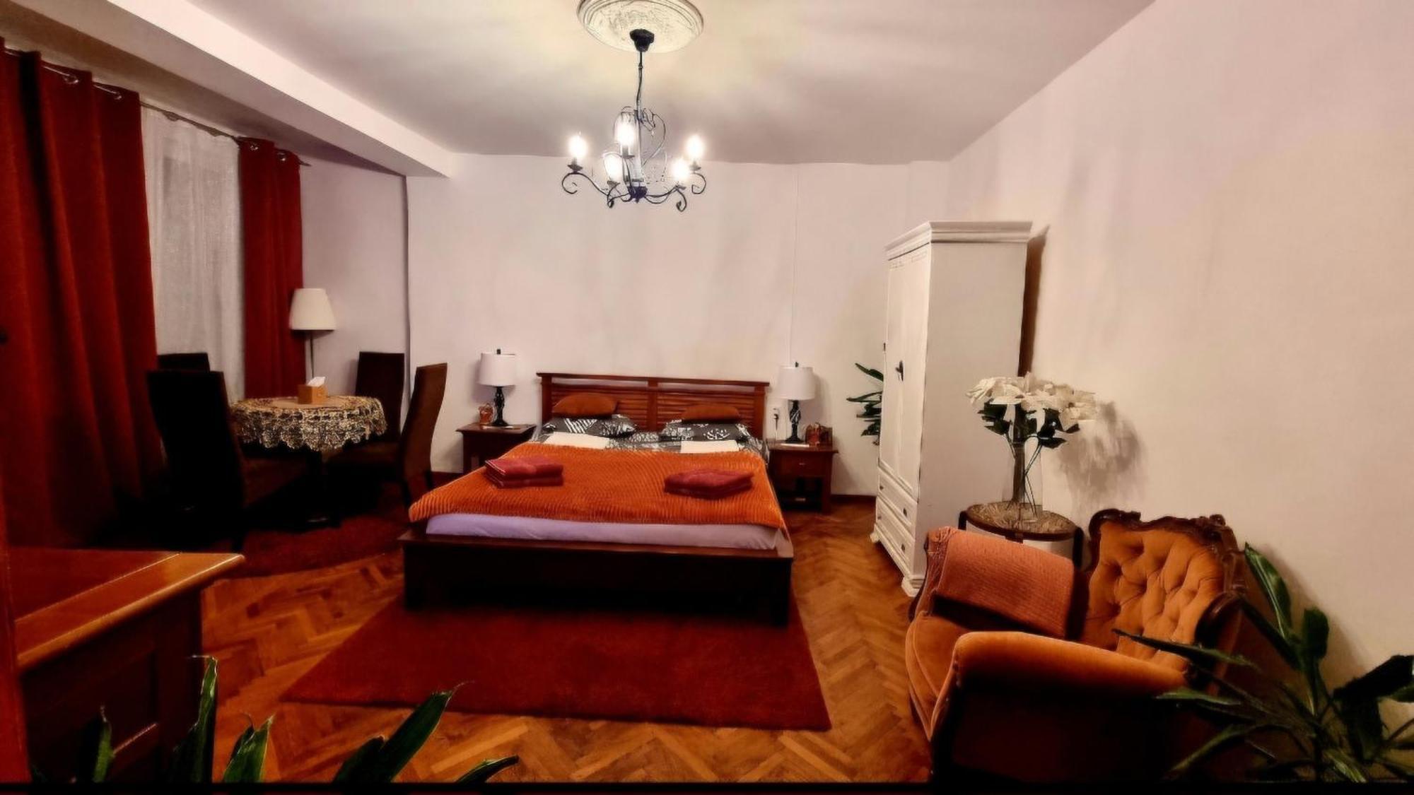 Toma Boutique Apartamento Braşov Exterior foto